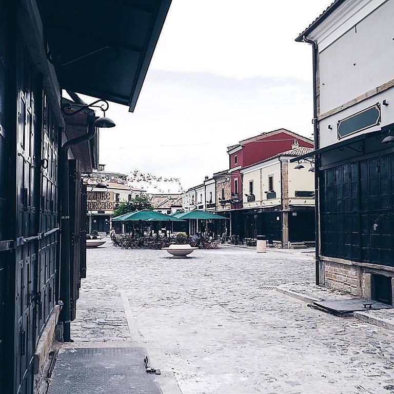 Old Bazaar Rooms Korce Exterior photo